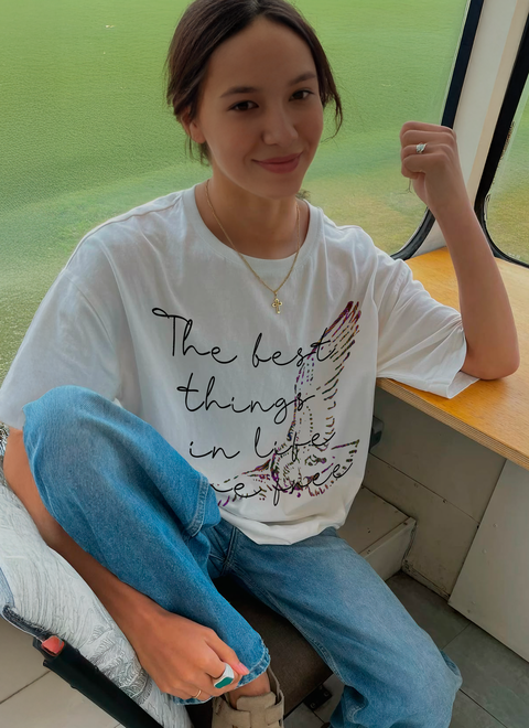 Remera The best things in life are free - comprar online