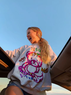 Buzo Never give up - comprar online