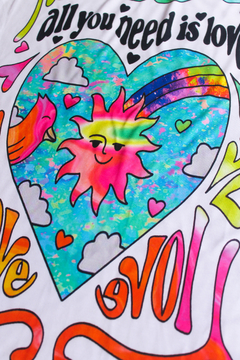 Canguro All you need is love en internet