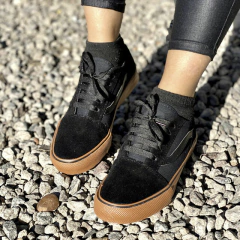 Zapatillas Art 99 Negras con Gamuza - comprar online