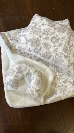Set Nube Wonderland - Mantita, Almohada y Cuellito