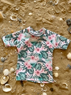 Remera de Agua Tropical