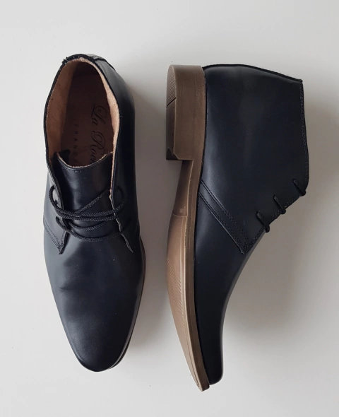 Botineta cuero negra (Z4014)