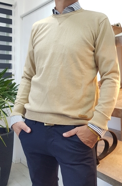 Sweater Jano escote redondo beige - comprar online