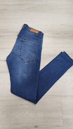 Jean localizado chupin (J104) - comprar online