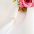 Piercing fake com pérolas banhado em ouro 18k - comprar online
