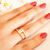 Anel 2 listras com pedra retangular banhado em ouro 18k