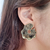 Brinco orgânico preto banhado em ouro 18k - comprar online