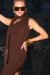 VESTIDO MIDI COM FRANJA MARROM na internet