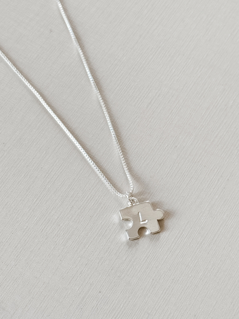 Colar quebra cabeça- 45cm - comprar online