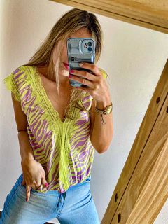 BLUSA WASH PRINT LIMA CEBRA en internet