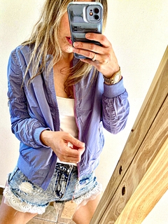 CAMPERA ESLOVENIA REVERSIBLE IMPORTADA VIOLETA CON LAVANDA en internet