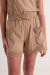 Short de lino con puntilla Wendy