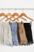 Short de lino con puntilla Wendy - comprar online