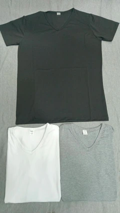 Pack x3 Remera Moda Lisa Cuello V en internet