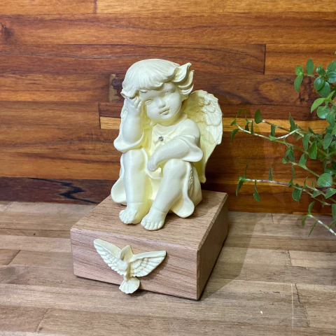 Imagem Anjo da Guarda baby Pensando