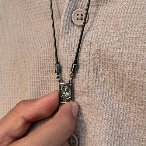 Escapulário Masculino Padrão Grafite - comprar online