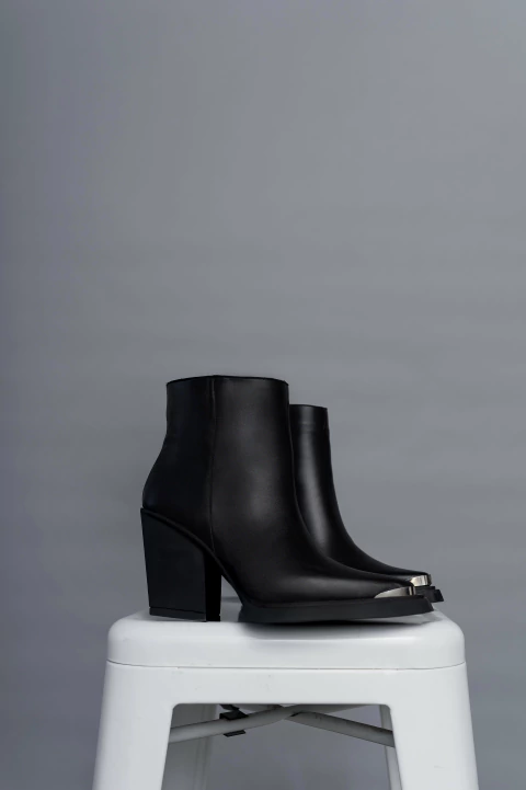 BOTINETA GARDEN NEGRO - comprar online