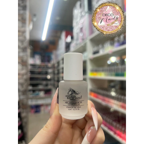 Ablandador de cuticula Angela bresciano