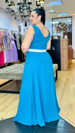 Vestido em Crepe Liz Verde Escuro Plus + Cinto Strass (Mangas e Cinto Removíveis) - comprar online