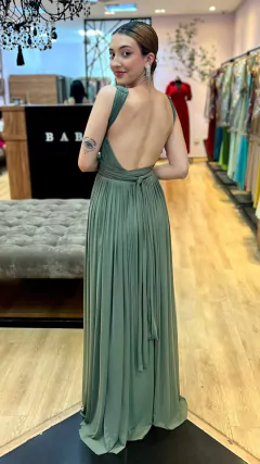 Vestido em Microtule Manuelly Verde Oliva (Multiformas) - comprar online
