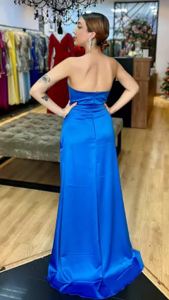 Vestido em Crepe Satine Sabrina Royal + Cinto Strass (Cinto Removíveis) - comprar online