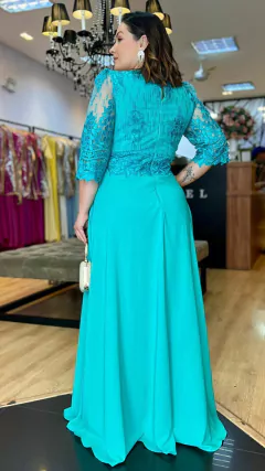 Vestido em Tule Bordado Antônia Verde escuro Plus - comprar online