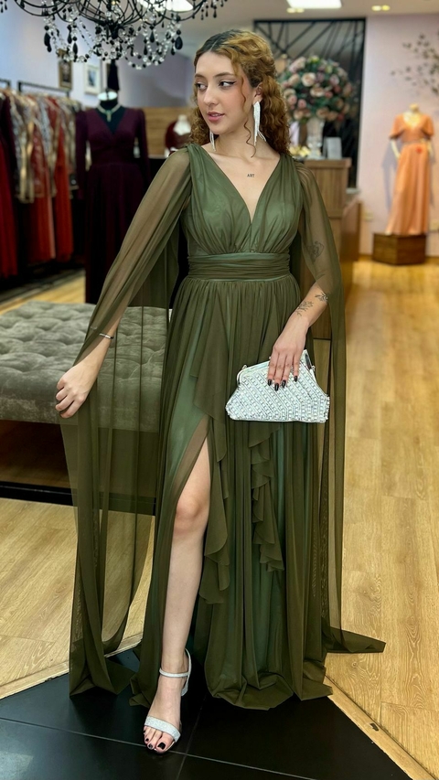 Vestido em tule Iris Verde Oliva (Capa Removível) - comprar online