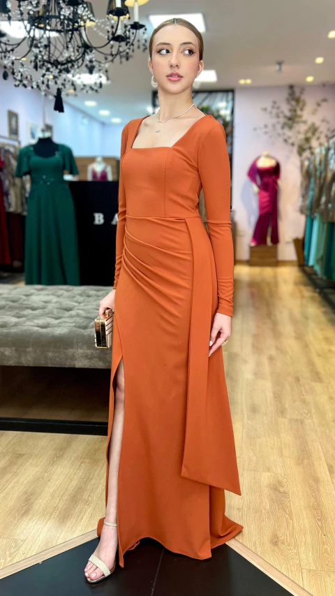 Vestido em Malha Creponada Kiara Terracota - comprar online