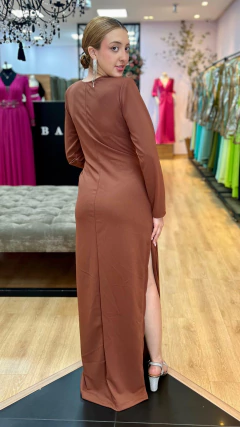 Vestido em Malha Creponada Karine Marrom na internet