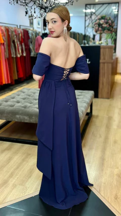Vestido em Crepe Laíza Azul Marinho (Manga Removível) na internet