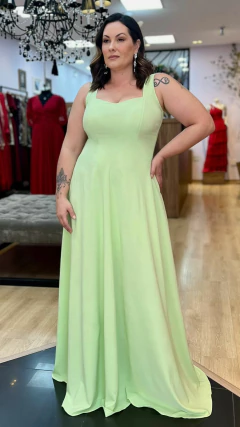 Vestido em Crepe Amalia Verde Menta Plus (Mangas Removíveis) - Babel
