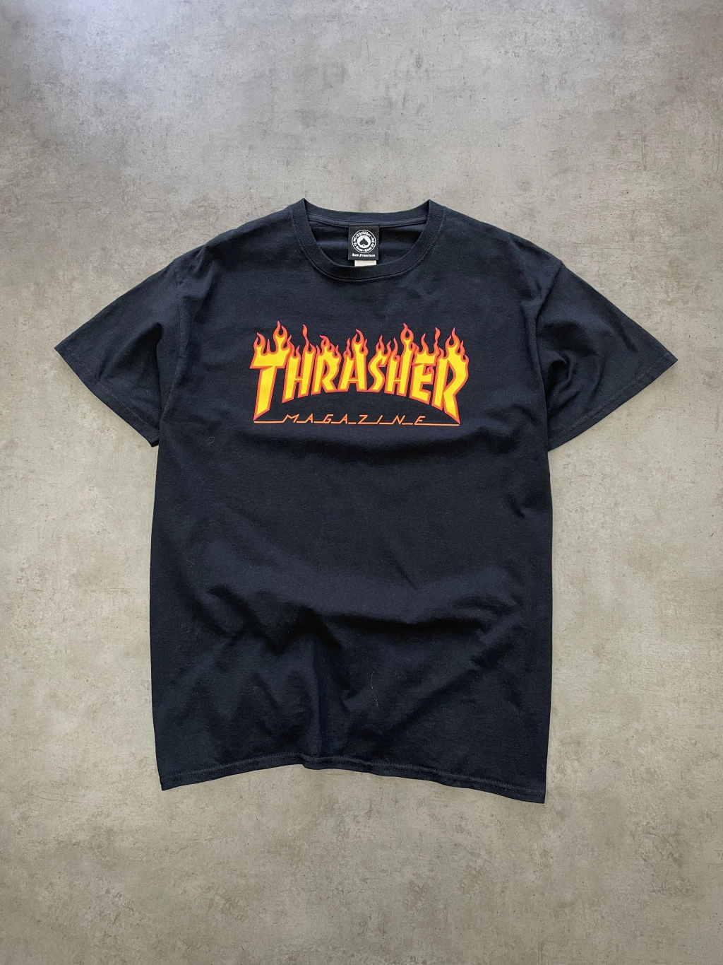 REMERA TRASHER T.L