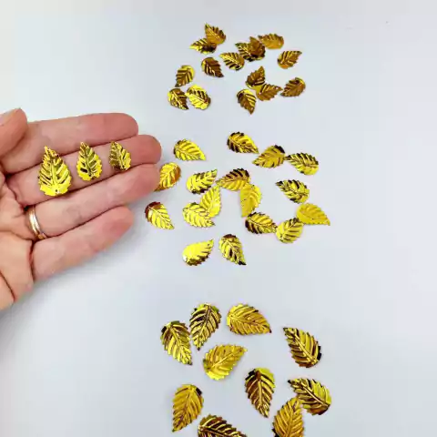 Aplique lantejoula folha dourado