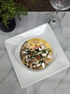 Plato X6 Cuadrado Ceramica 23 Cm + Cazuelas X6 Ceramica - comprar online