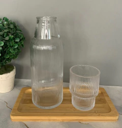 Set Buona Notte Botella Vidrio Con Vaso + Bandeja Bambu para mesa De Noche