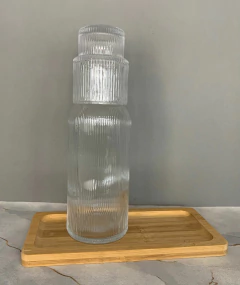 Set Buona Notte Botella Vidrio Con Vaso + Bandeja Bambu para mesa De Noche - comprar online