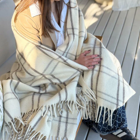 MANTA DE LLAMA CLASICA STD CRUDO RAYAS VISON 160X220 CM