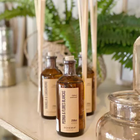 DIFUSOR 250CC PEONIA & FLORES BLANCAS