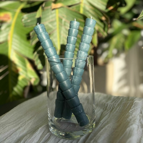 VELAS CONICAS VERDE 22 CM
