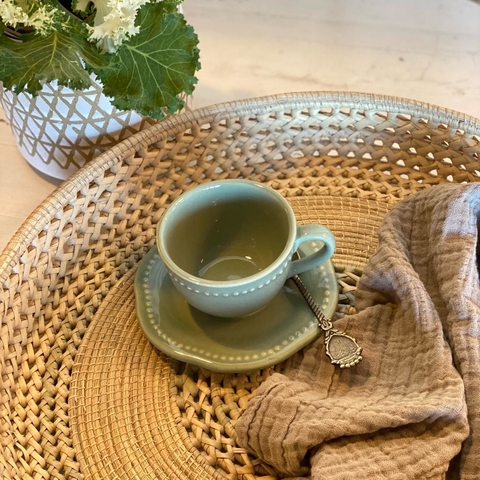 TAZA DE TE CON PLATO QUEEN VERDE