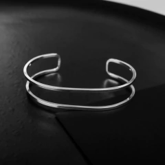 P111 Semi esclava Akira