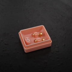 A034E Aro Abridor Strass Pequeño con perno de oro 18k (Rojo) - comprar online