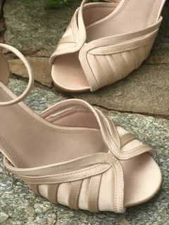 SANDÁLIA ALINE - Nude Champagne - comprar online