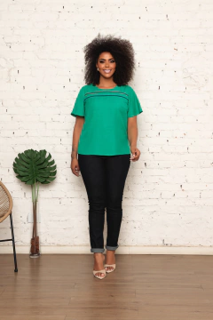 Blusa Cris na internet