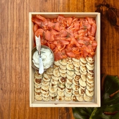 Blinis de salmón y Sour Cream (10 personas)