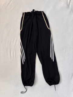 Jogger Adidas (40/42) - comprar online