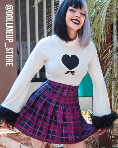 Cropped heart off-white com pelucia - comprar online