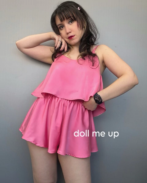 Conjunto Pijama blusa com alças e shorts rodado - comprar online