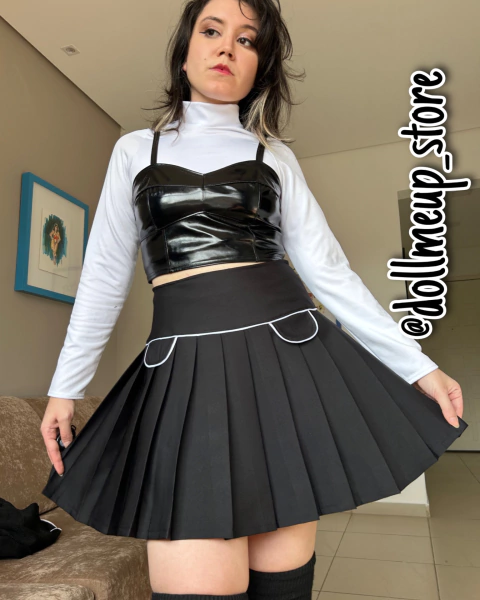 Saia pregas colegial preta com detalhes branco
